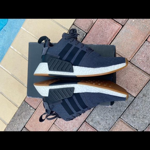 Mens Adidas Originals NMD_R2 - Grey Utility Black